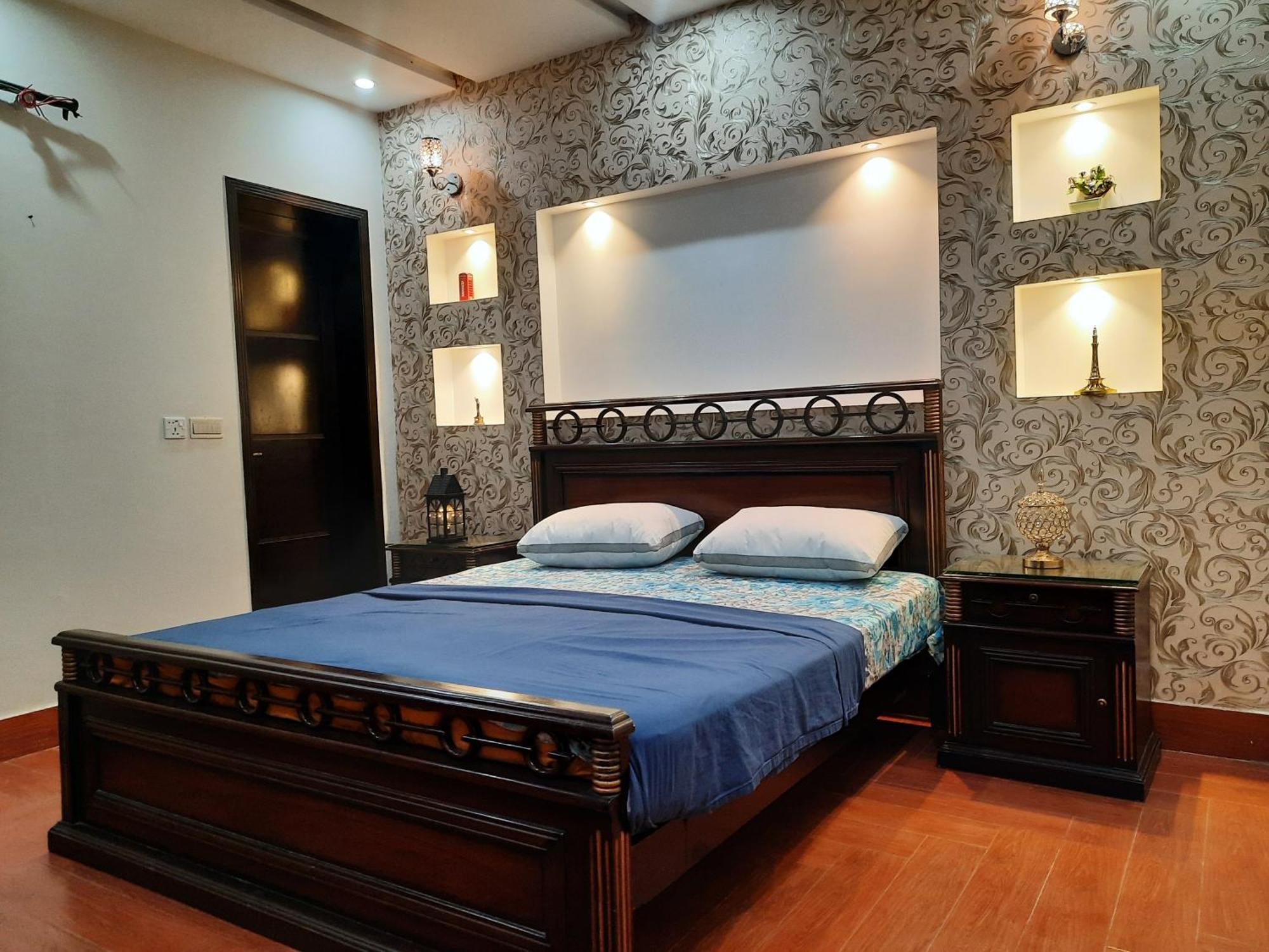 3 Bedroom Furnished Holiday Home Near Valencia Town, Lake City & Ring Road ลาฮอร์ ภายนอก รูปภาพ
