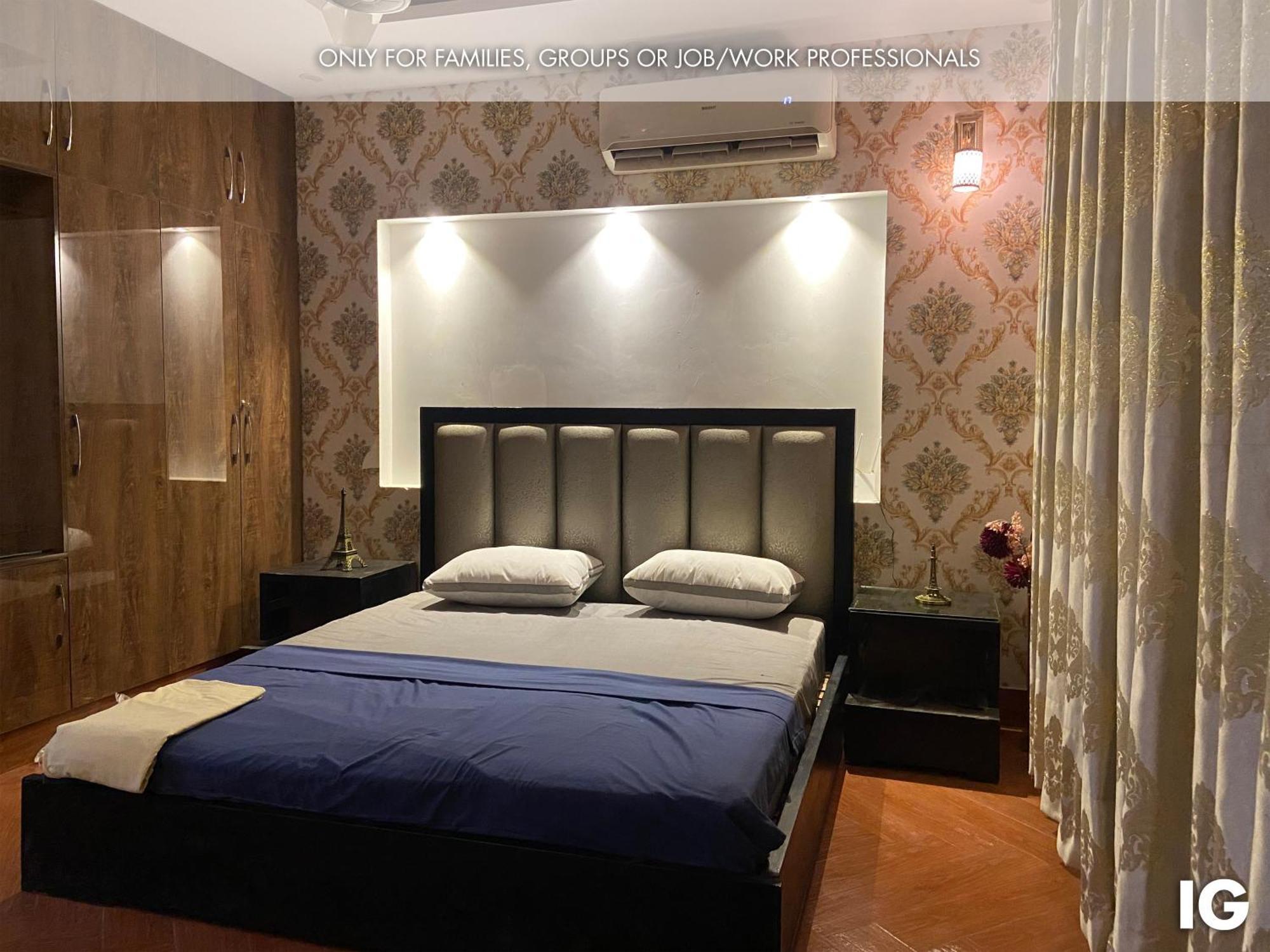 3 Bedroom Furnished Holiday Home Near Valencia Town, Lake City & Ring Road ลาฮอร์ ภายนอก รูปภาพ