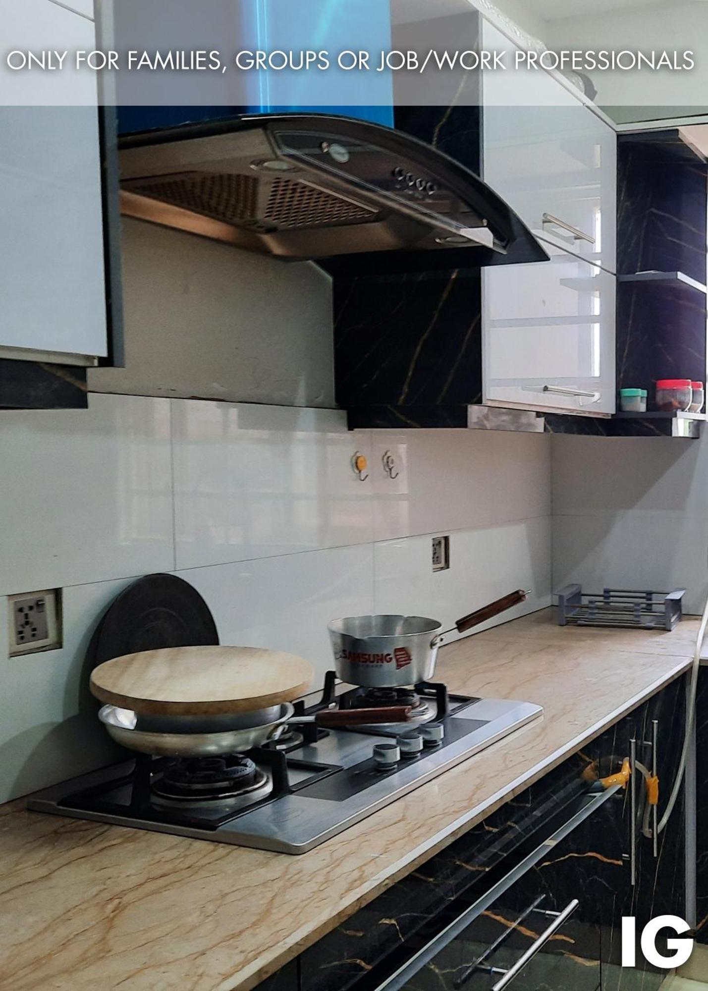 3 Bedroom Furnished Holiday Home Near Valencia Town, Lake City & Ring Road ลาฮอร์ ภายนอก รูปภาพ